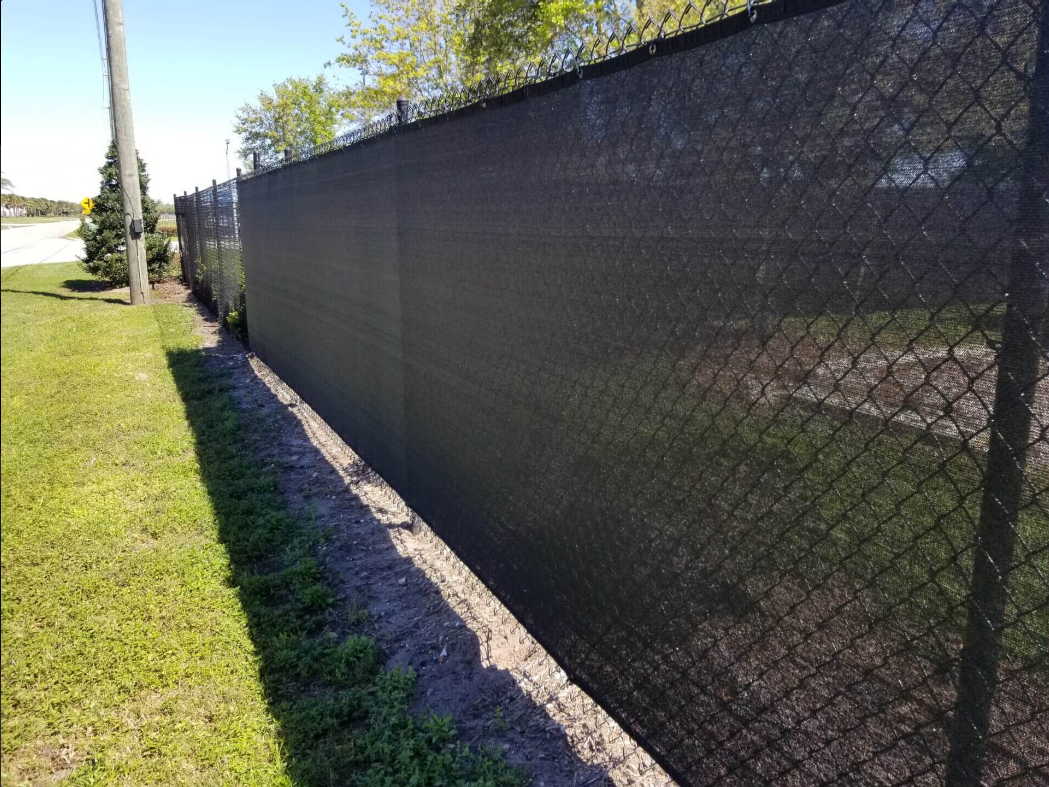 Screens for deals chain link fence